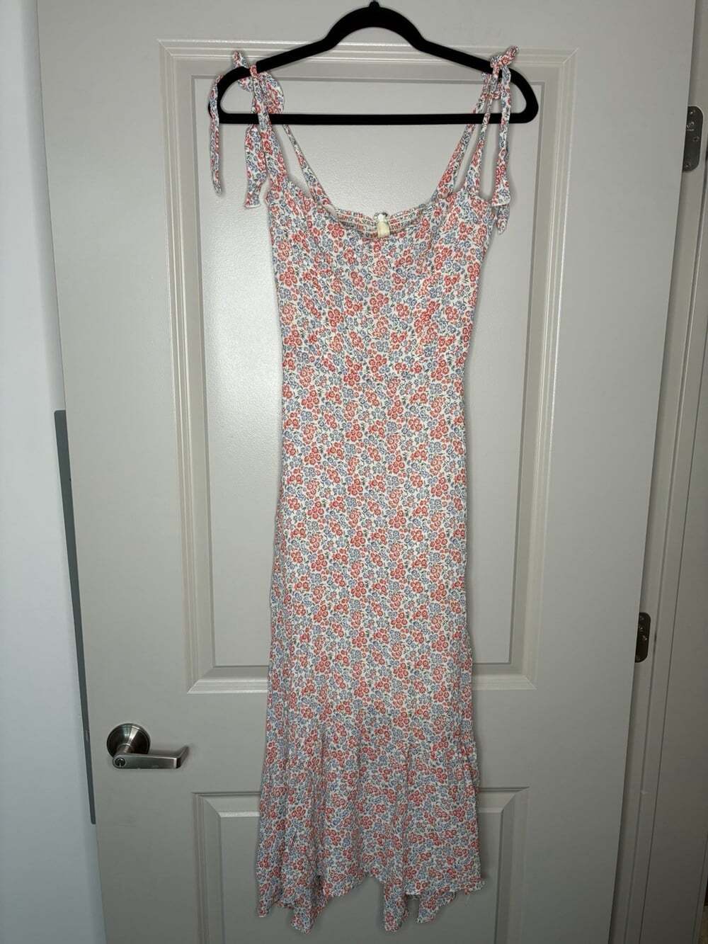 Reformation Nikita Dress in Blue & Red Floral Size 2 Midi Bow Tie Straps - Picture 3 of 10